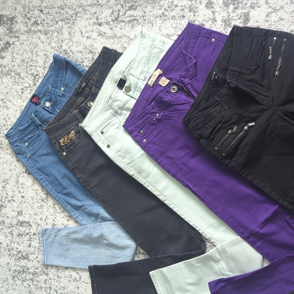 Bundle of 5 jeans - Picture 2 of 3